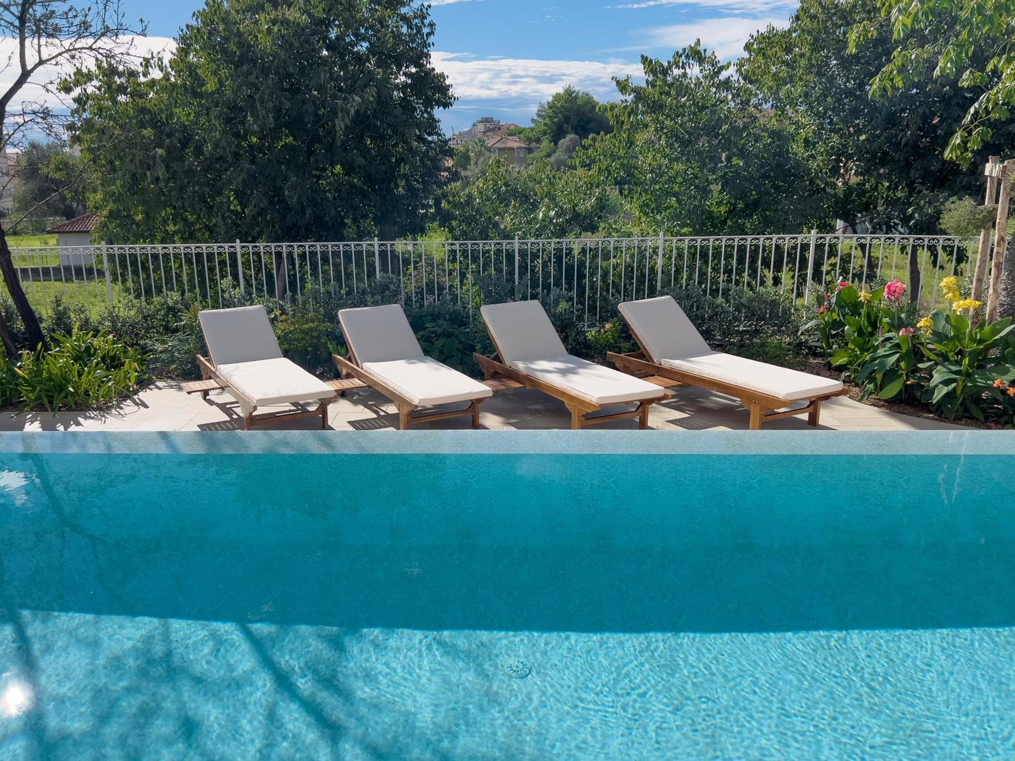 Villa La Rodina Диано-Марина Экстерьер фото